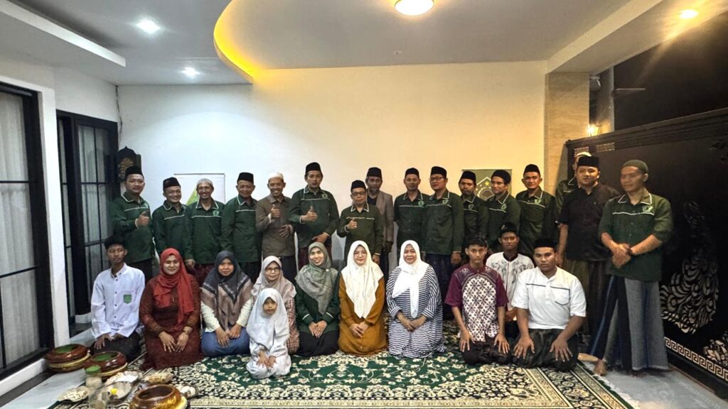Dr Chabib Mustofa paparkan ekoteologi tarekat Satariyah dan usulan gerakan tanam pohon di Tasywirul Afkar ISNU Krian Sidoarjo