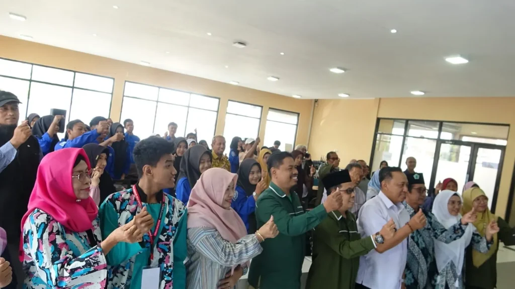 PC ISNU Sidoarjo dan peserta pelatihan affiliate marketing berbasis AI
